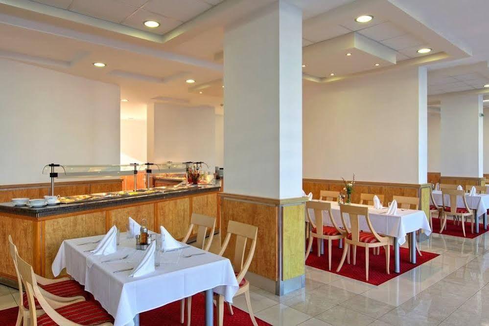 Hotel Fenix 4*